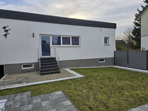 Anbau - Mehrfamilienhaus, Wohnhaus mit 268,00 m&sup2; in Kirkel-Limbach zum Kaufen