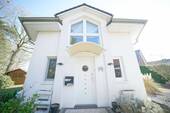 Hauseingang - 3 Zimmer Einfamilienhaus zum Kaufen in Achim