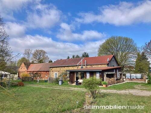 Ansicht Gebäude - Bauernhaus, Landhaus mit 96,00 m&sup2; in Hohenbucko zum Kaufen