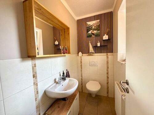 Freundliche Gästetoilette - 