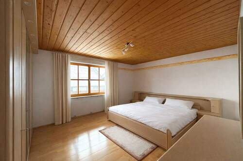 2. Schlafzimmer EG - 