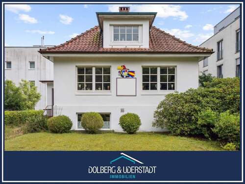 Titelbild - Wohnen und Arbeiten: Zwei Häuser auf einem Grundstück oder alternativ gute Bebauungsmöglichkeit