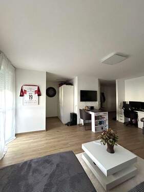 Wohn-Schlafbereich - 1 Zimmer Etagenwohnung zur Miete in Sielmingen