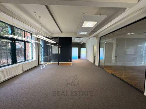 1.jpg - 7 Zimmer Büro zur Miete in Hamburg