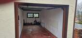 Garage mit elektr. Garagentor - 