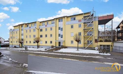 Außenansicht - 3 Zimmer Etagenwohnung zum Kaufen in Lappersdorf