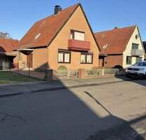 Platz für Generationen- Zweifamilienhaus mit Garten und Garage in ruhiger Lage von Bremen-Nord - Bremen / Rekum