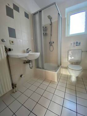 Badezimmer (Ansicht 1) - 