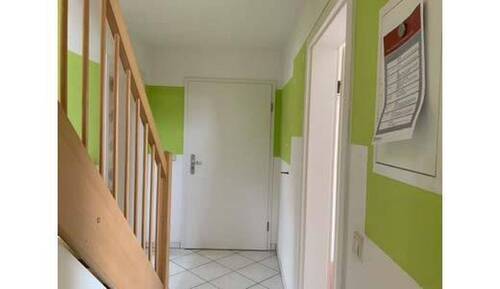 Eingangsbereich - Etagenwohnung mit 77,90 m&sup2; in Zwickau zur Miete