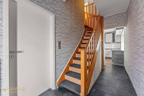 Flur - 5 Zimmer Einfamilienhaus zum Kaufen in Elsfleth
