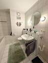 Blick ins Badezimmer - 