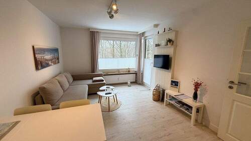 Wohn- und Esszimmer - 2 Zimmer Etagenwohnung zum Kaufen in Glücksburg