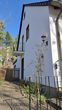Weg zum Hauseingang EG - Einfamilienhaus mit 153,00 m&sup2; in Haan zum Kaufen