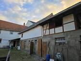 Blick auf das Nebengebäude - Einfamilienhaus in Nottleben zum Kaufen