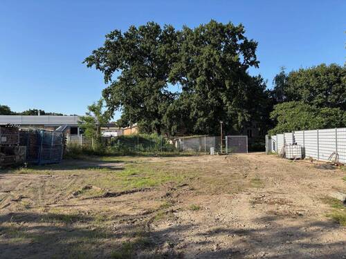 Sicht zur Straße - Grundstück in Bernau