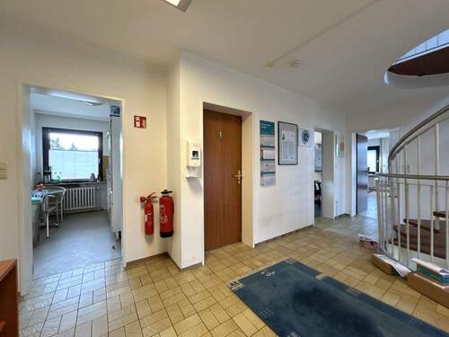 Eingangsbereich - Einfamilienhaus mit 173,50 m&sup2; in Lübeck / Kücknitz zum Kaufen