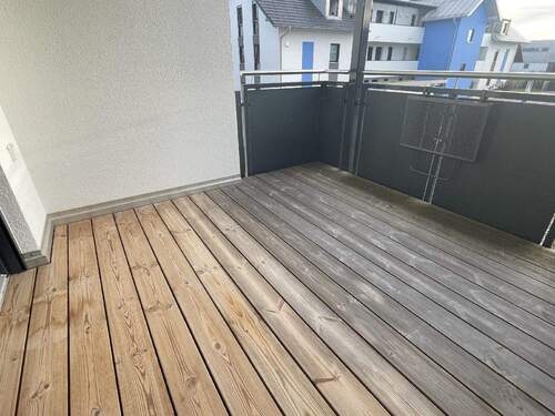 Der Balkon - Etagenwohnung mit 81,00 m&sup2; in Denklingen zur Miete