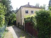 Bild Hausansicht mit Zufahrt - 