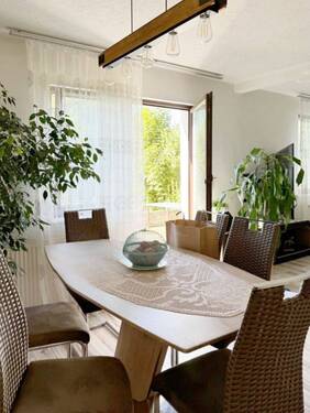 2 Wohnzimmer - 6 Zimmer Doppelhaushälfte in Lengede