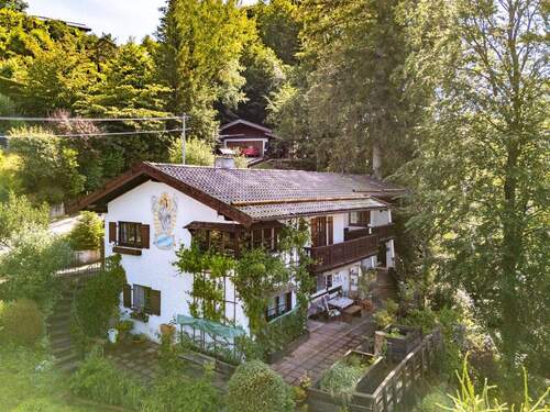 Aussenansicht haus mit Terrasse - 