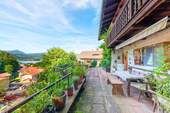 Terrasse mit Blick auf den See - 