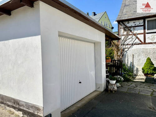Garage - 