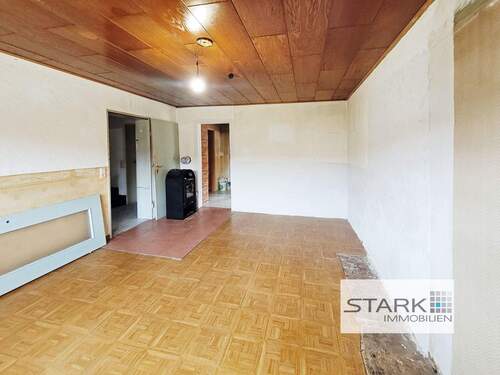 EG Wohnzimmer.jpg - Einfamilienhaus mit 100,00 m² in Weikersheim zum Kaufen