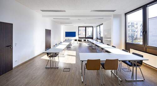Büro 5 Ansicht 2 im 1. Obergeschoss (kann optional in zwei Büros aufgeteilt werden) - 