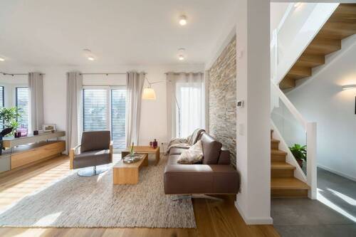 Ansicht Wohnzimmer - 7 Zimmer Mehrfamilienhaus, Wohnhaus zum Kaufen in Baumholder