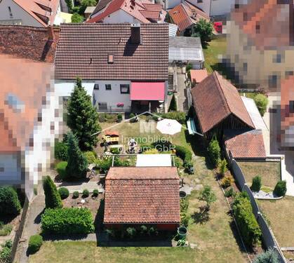 Westen - 7 Zimmer Mehrfamilienhaus, Wohnhaus zum Kaufen in Greding