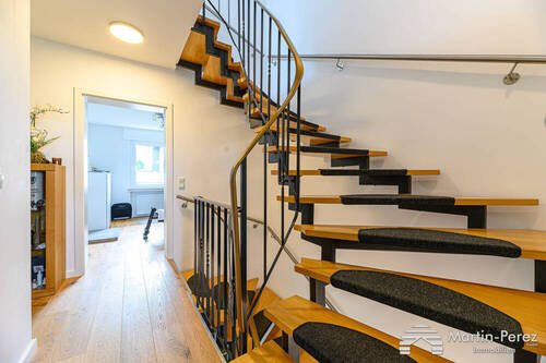 Treppe, Flur - 