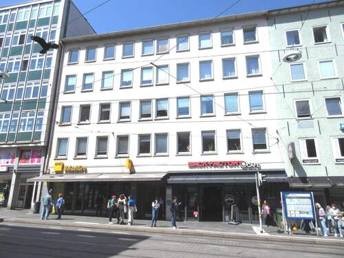 Außenansicht (Reisebüro) - Ladeneinheit in bester Innenstadtlage von Kassel