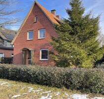 Anpacken und mitgestalten: Haus mit Einliegerwohnung sucht neue Zukunft - Schortens Middelsfähr