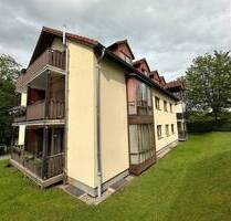 Vermietete geräumige 4-Raum-Eigentumswohnung mit Balkon, Stellplatz und Küche in OelsnitzErzgebirge - Oelsnitz/Erzgebirge
