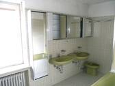 Badezimmer-1 EG-Altbau - 