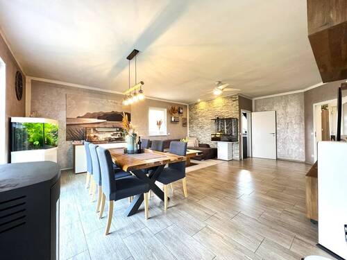 Wohnen/ Essen - 