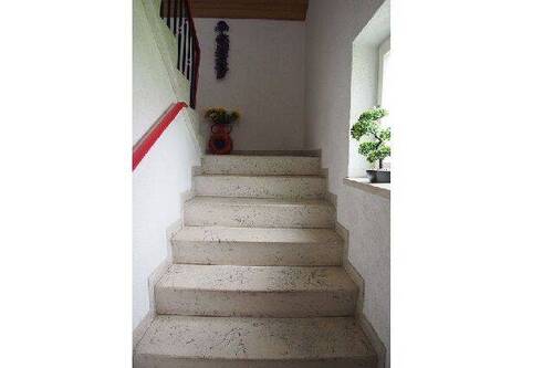 Treppe zum DG - 