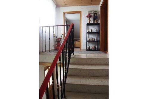 Treppe DG 1 - 