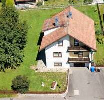 Gepflegtes Einfamilienhaus mit Garage und Garten in ruhiger Lage der Gemeinde Spiegelau, Bay. Wald