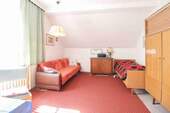 Schlafzimmer 2 OG - 