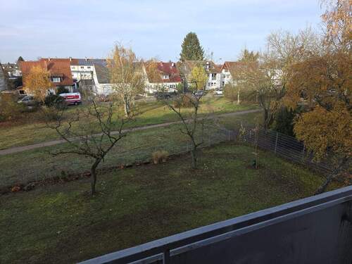 Ausblick.jpg - Etagenwohnung mit 91,00 m² in Karlsruhe zum Kaufen