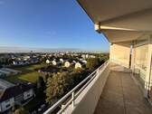 Balkon mit Ausblick - 4 Zimmer Etagenwohnung zur Miete in Frankfurt am Main