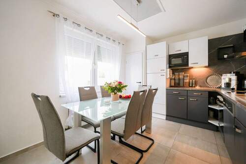 Küche - 5 Zimmer Reihenmittelhaus in Wassenberg / Birgelen