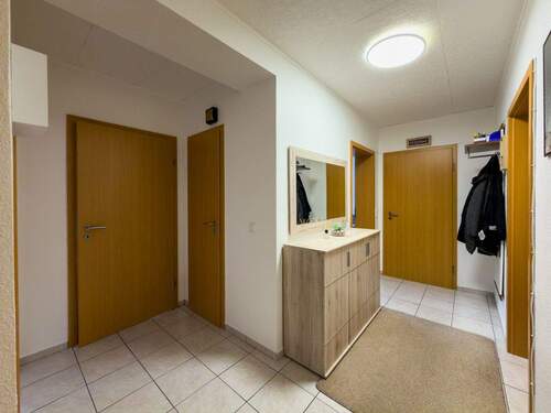 Flur - 4 Zimmer Etagenwohnung in Übach-Palenberg