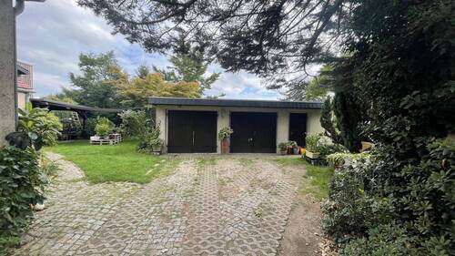 Garage - Doppelhaushälfte mit 121,90 m² in Elstra zum Kaufen