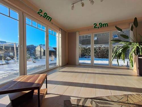 Wohnzimmer - Modernes Einfamilienhaus in ruhiger Lage, optimale Verkehrsanbindung, Haus BJ 2009