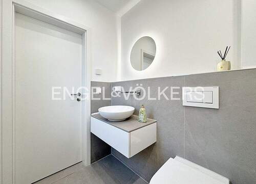 Gäste WC - Einfamilienhaus mit 185,90 m&sup2; in Butzbach zum Kaufen