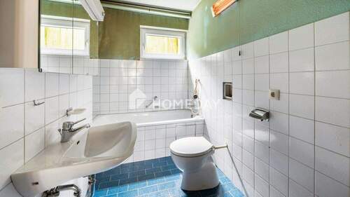 KG Badezimmer 1 - 