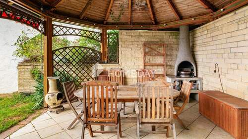 Pavillon - Mehrfamilienhaus, Wohnhaus mit 298,80 m&sup2; in Engstingen zum Kaufen