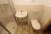 Beispiel Bad - 4 Zimmer Etagenwohnung zur Miete in Freiberg